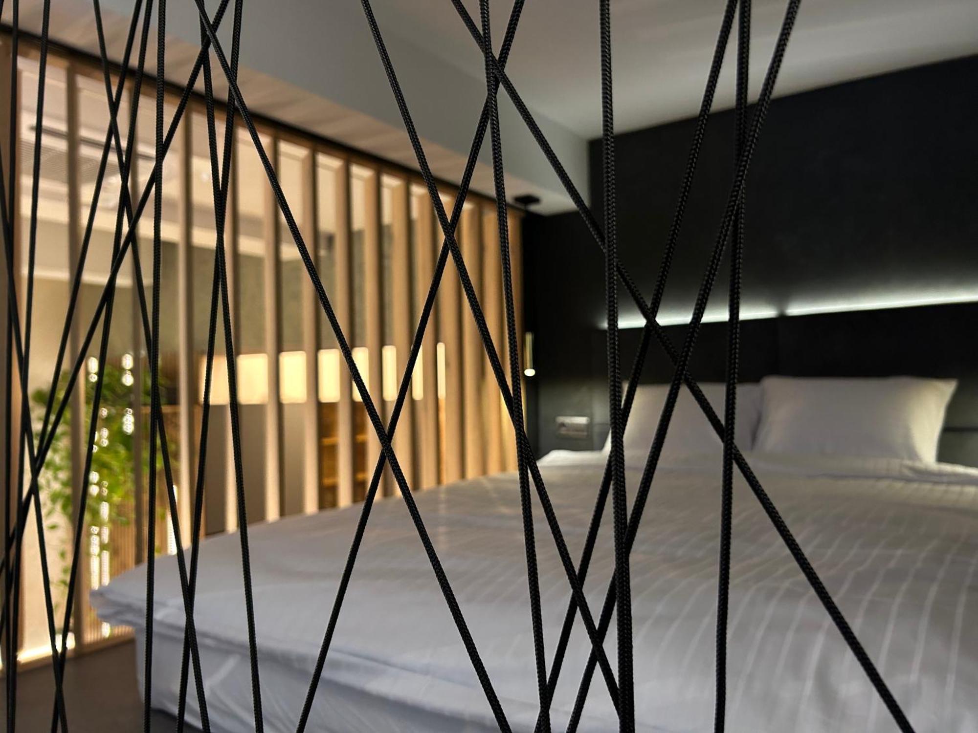 Leo Apartment Suite & Private Spa Zone - Old City Μπρατισλάβα Εξωτερικό φωτογραφία