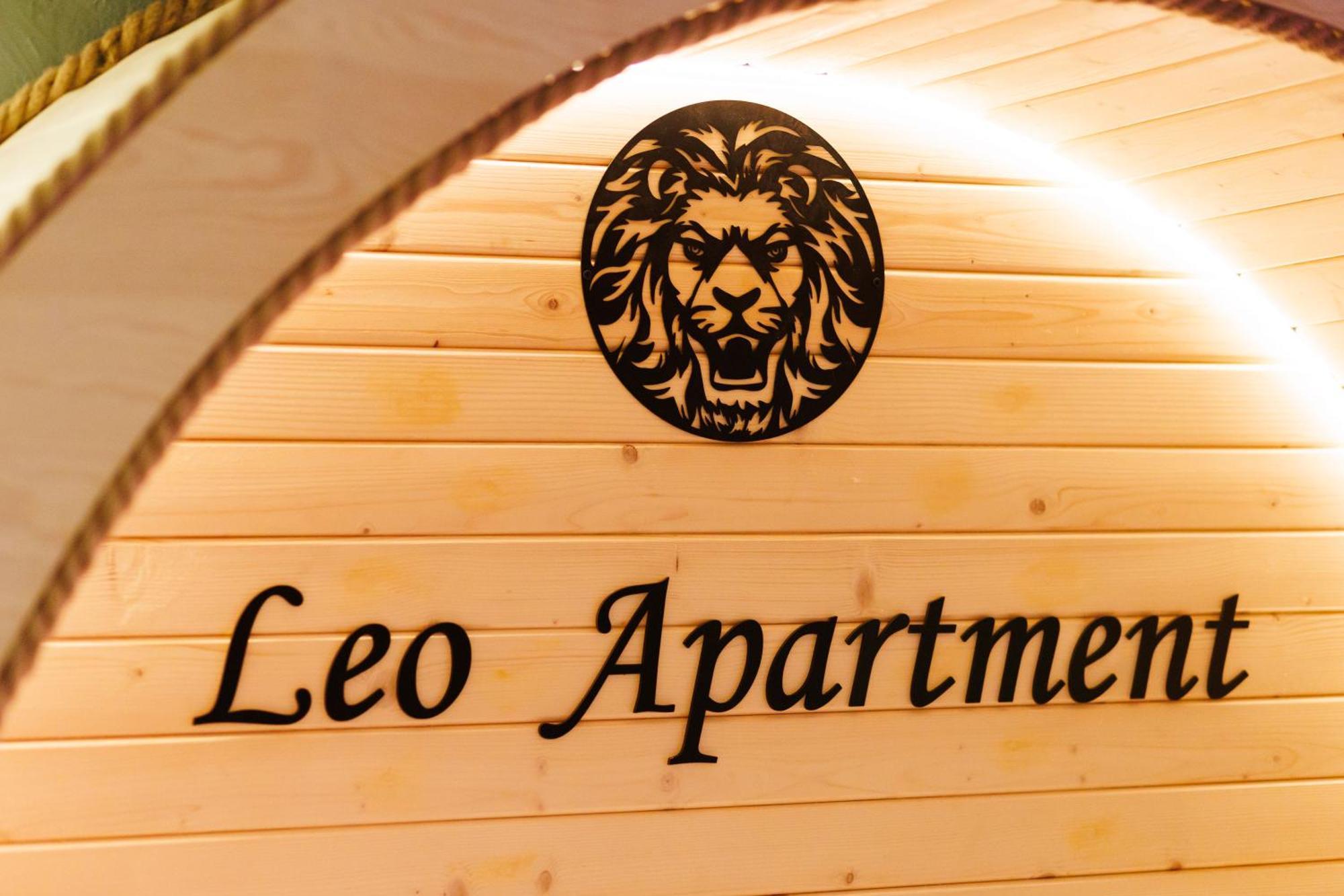 Leo Apartment Suite & Private Spa Zone - Old City Μπρατισλάβα Εξωτερικό φωτογραφία