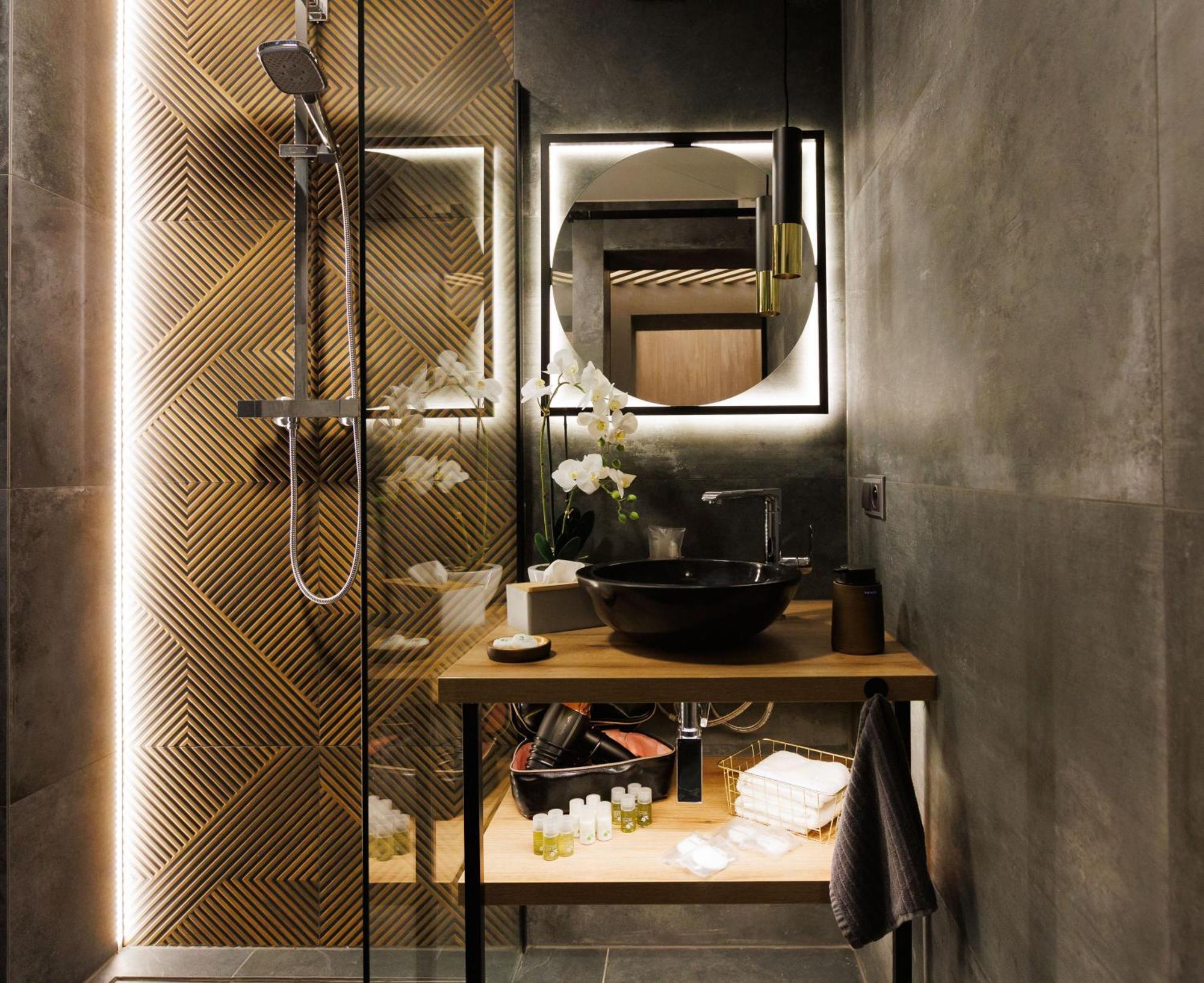 Leo Apartment Suite & Private Spa Zone - Old City Μπρατισλάβα Εξωτερικό φωτογραφία